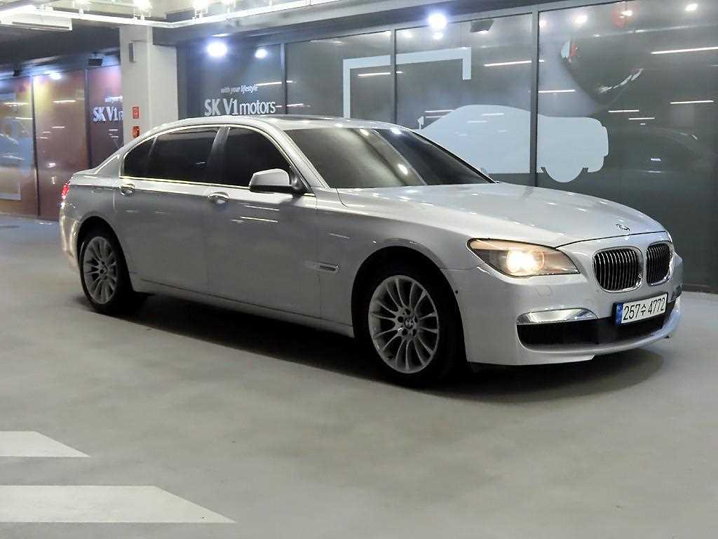 BMW 7ø(5) 740Li M 
