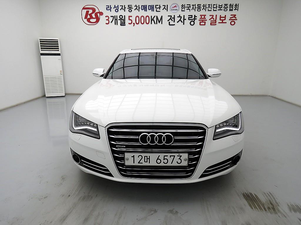 ƿ A8(3) 3.0 TDI Ʈ 