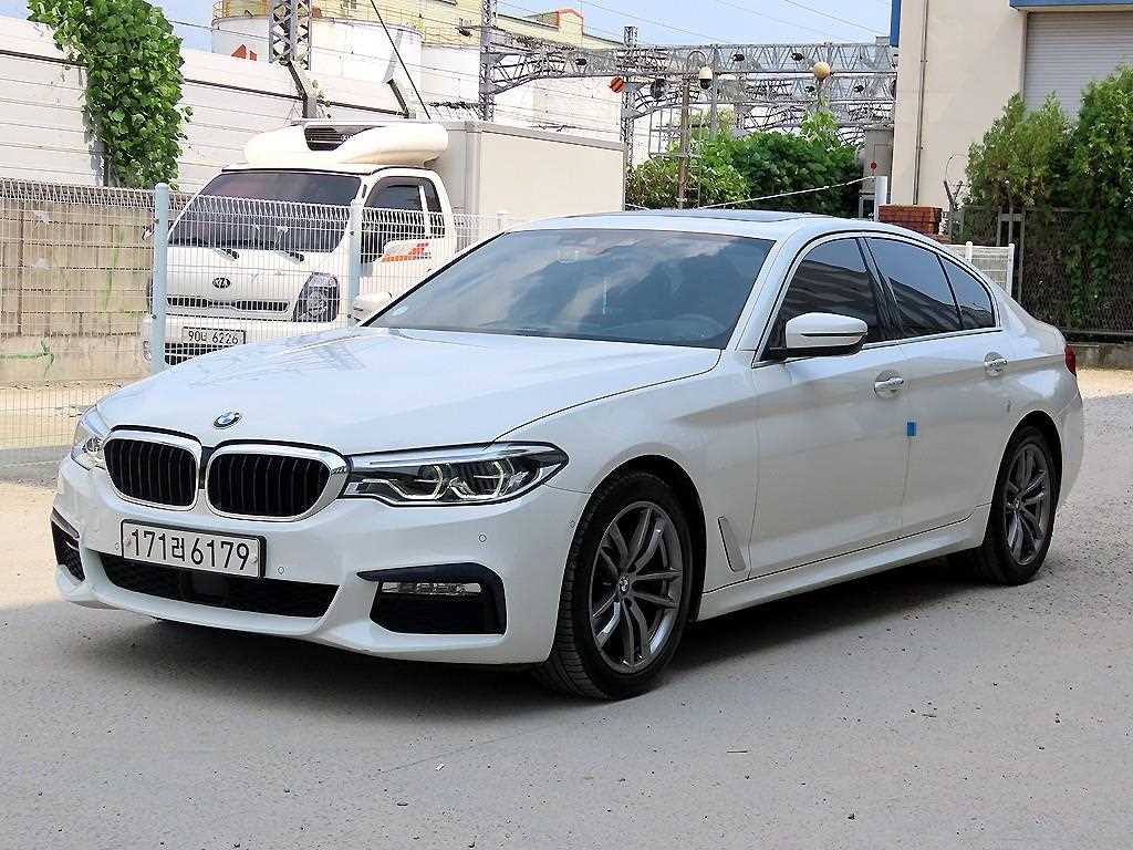 BMW 5ø(7)  520d xDrive M ÷