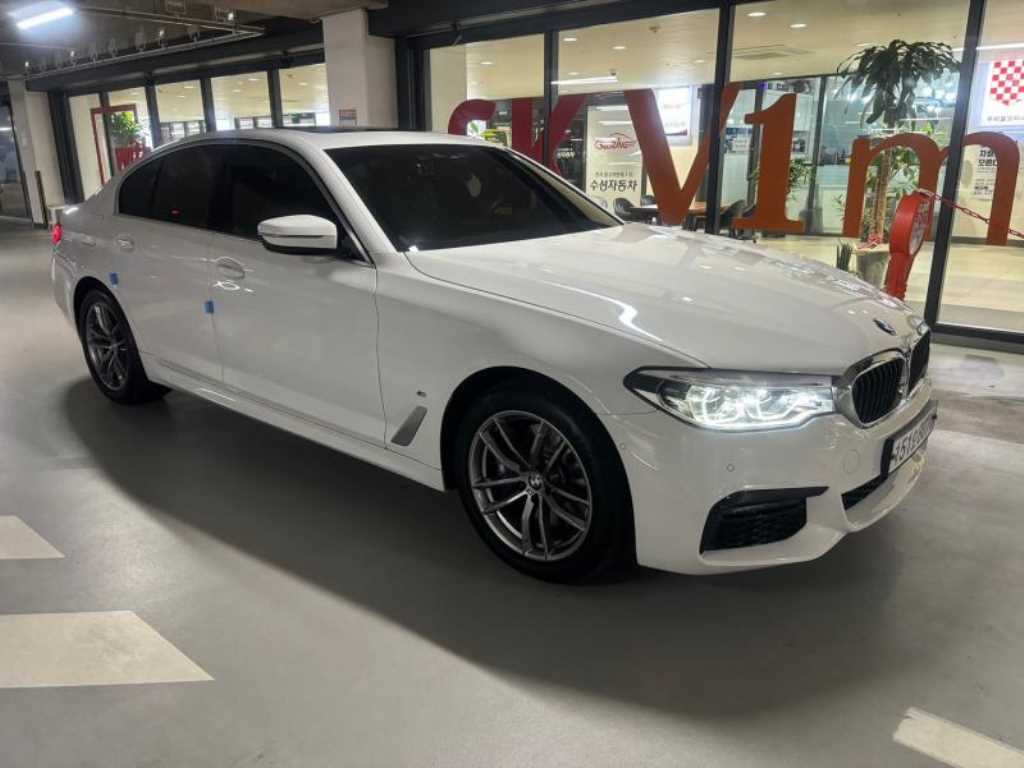 BMW 5ø(7)  530e M 