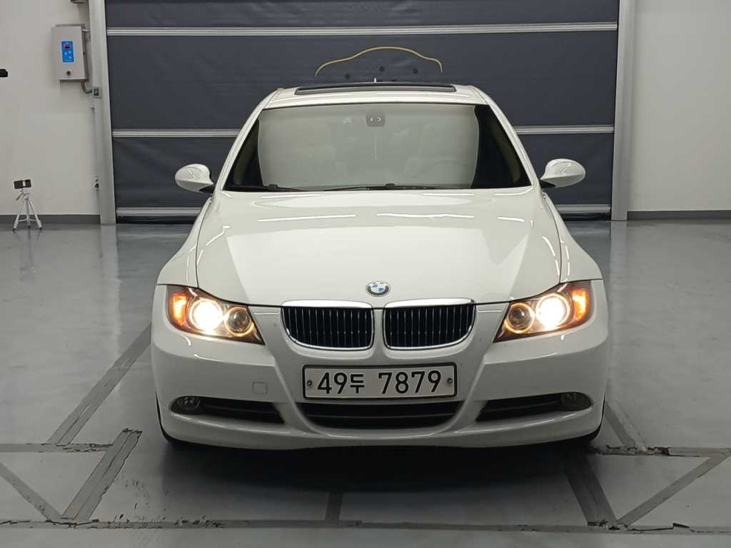BMW 3ø(5) 330i 