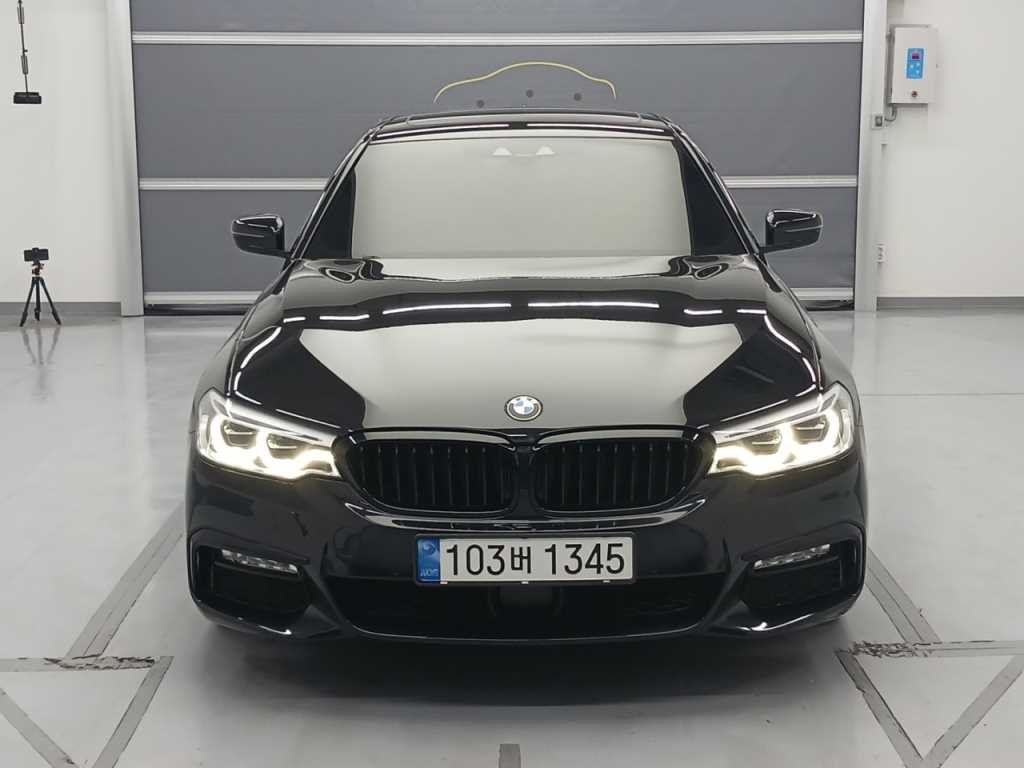BMW 5ø(7)  520d M