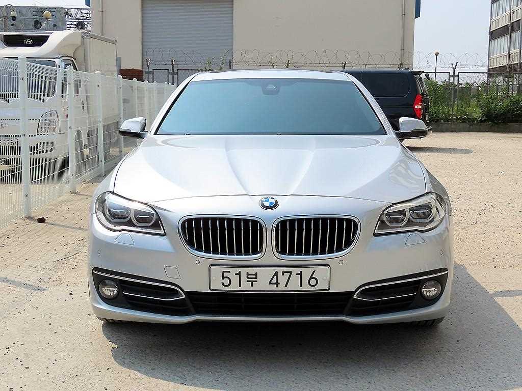 BMW 5ø(6) 520d xDrive Ÿ ÷