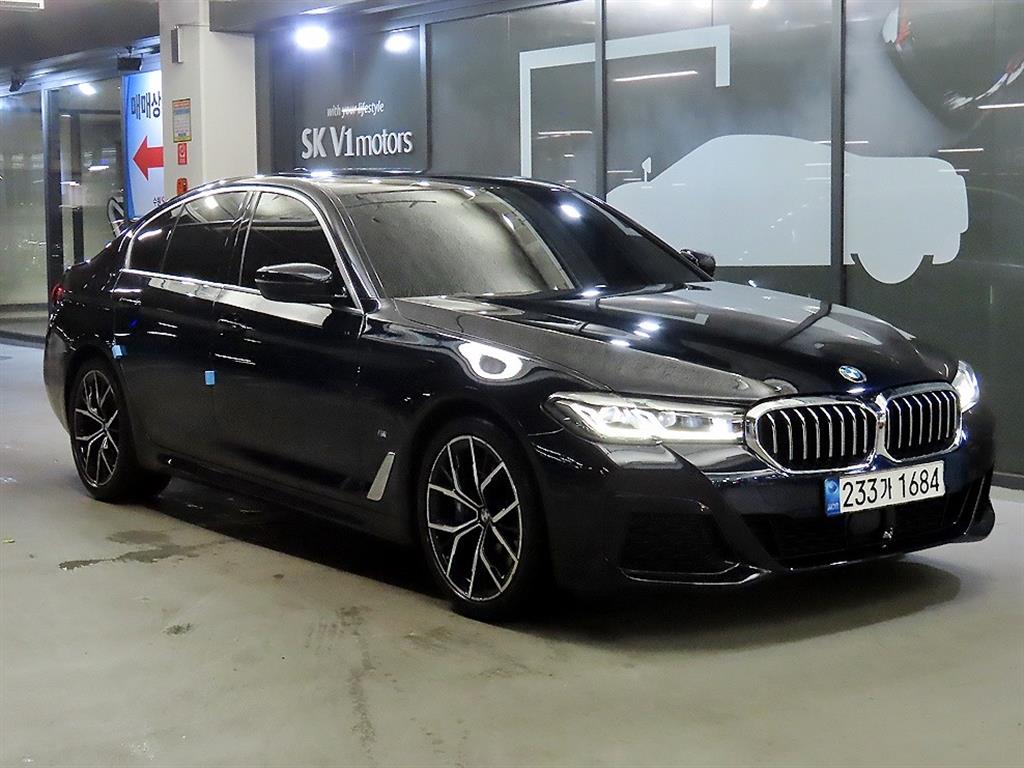 BMW 5ø(7)  530i M
