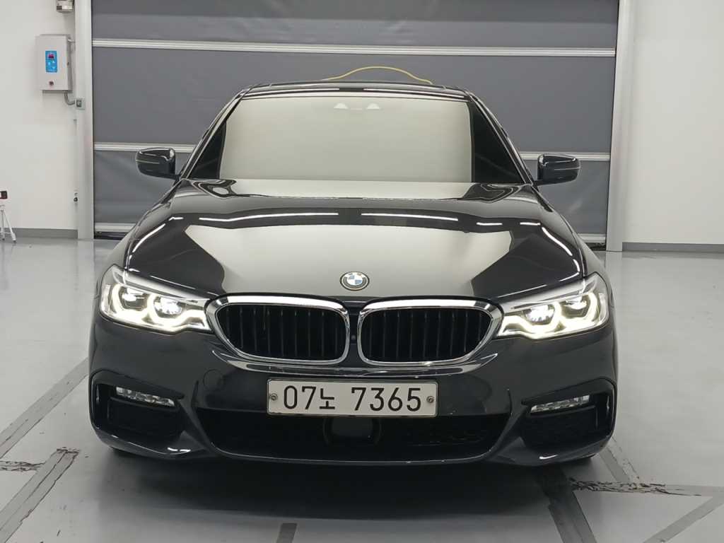 BMW 5ø(7)  520d xDrive M ÷
