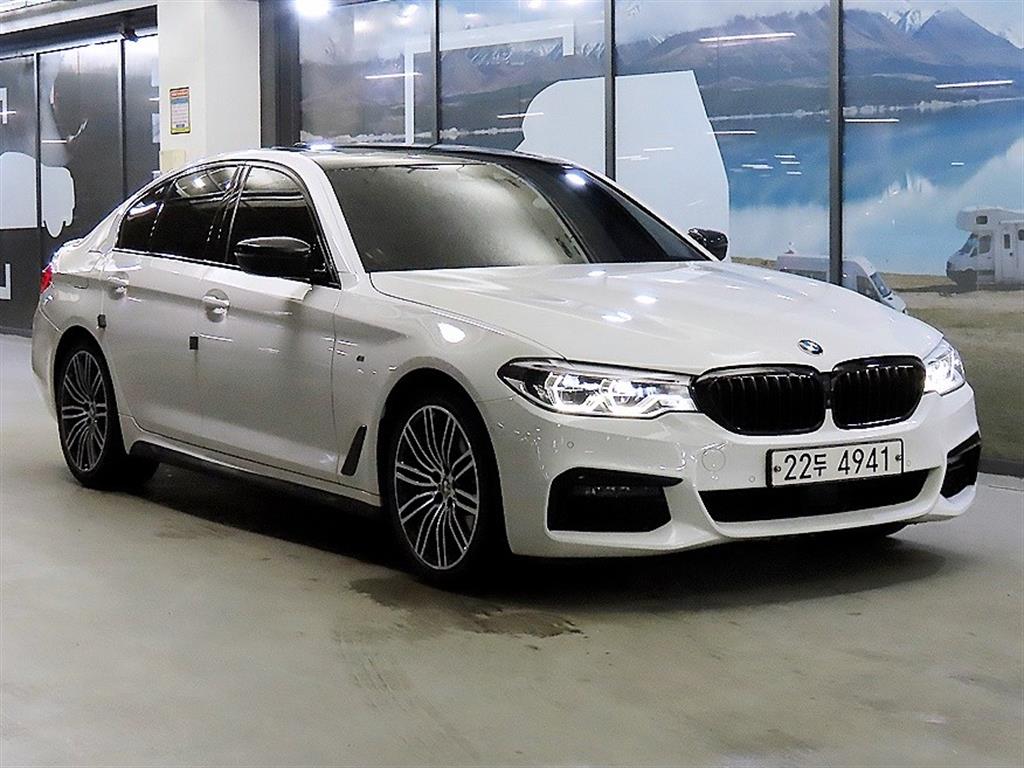 BMW 5ø(7)  530i xDrive M ÷