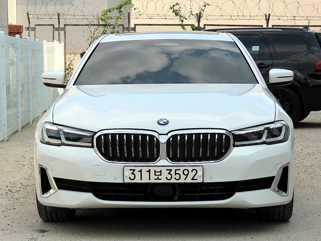 BMW 5ø(7)  520i ¼Ÿ