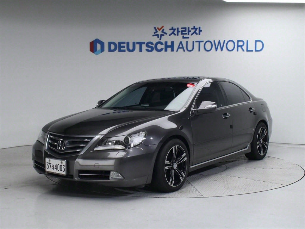 ȥ (4) 3.7 V6 