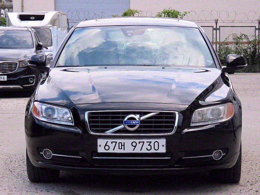  S80(2) D4 
