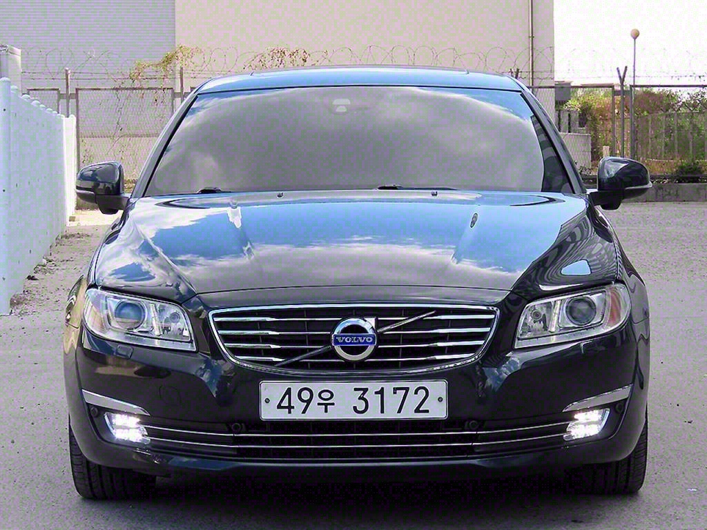  S80(2) D2 