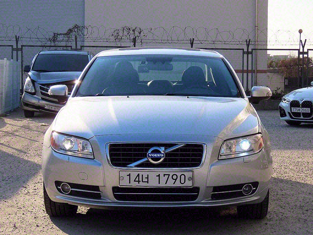  S80(2) D5 