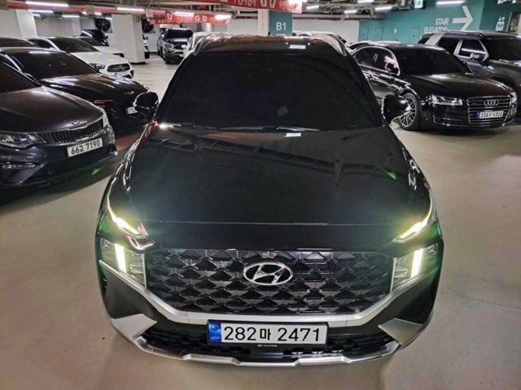   Ÿ ̺긮 1.6 HEV 2WD Ķ׷