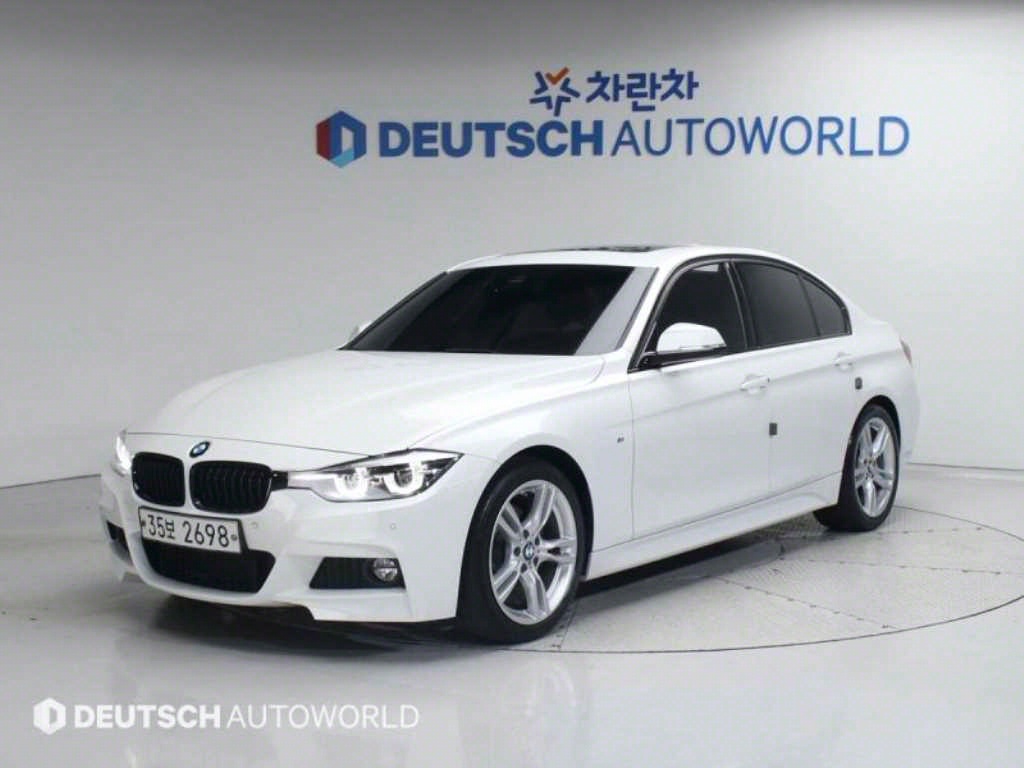 BMW 3ø(6) 330i M  