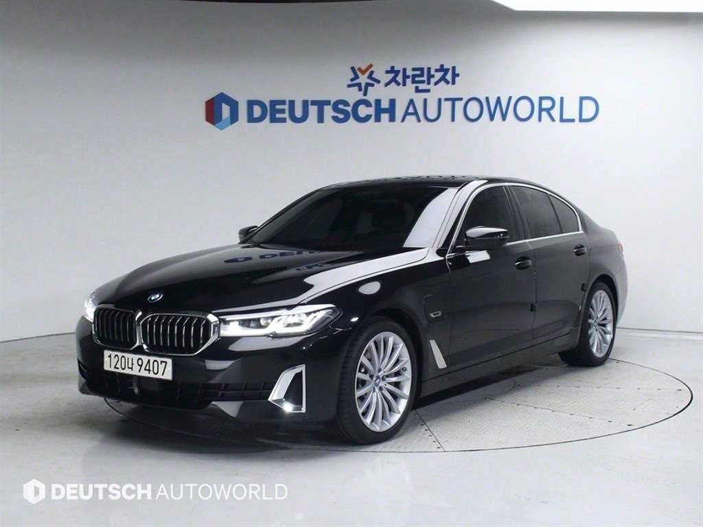 BMW 5ø(7)  530e Ÿ