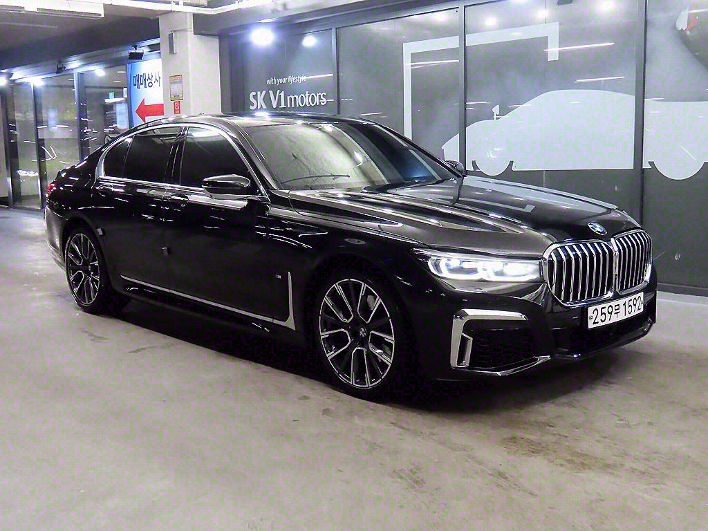 BMW 7ø(6) 740i sDrive M 
