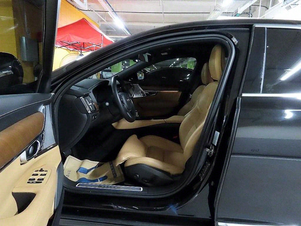    S90 D5 AWD νũ