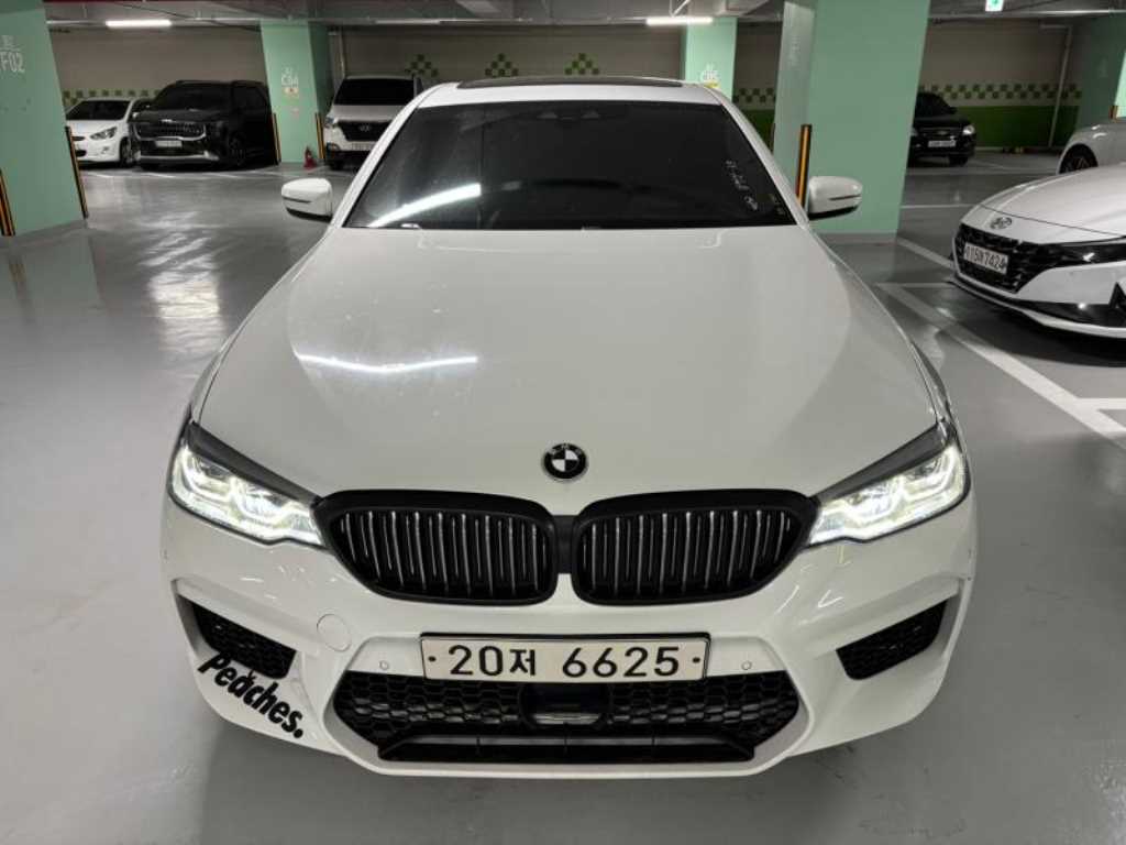 BMW 5ø(7)  520d xDrive Ÿ ÷