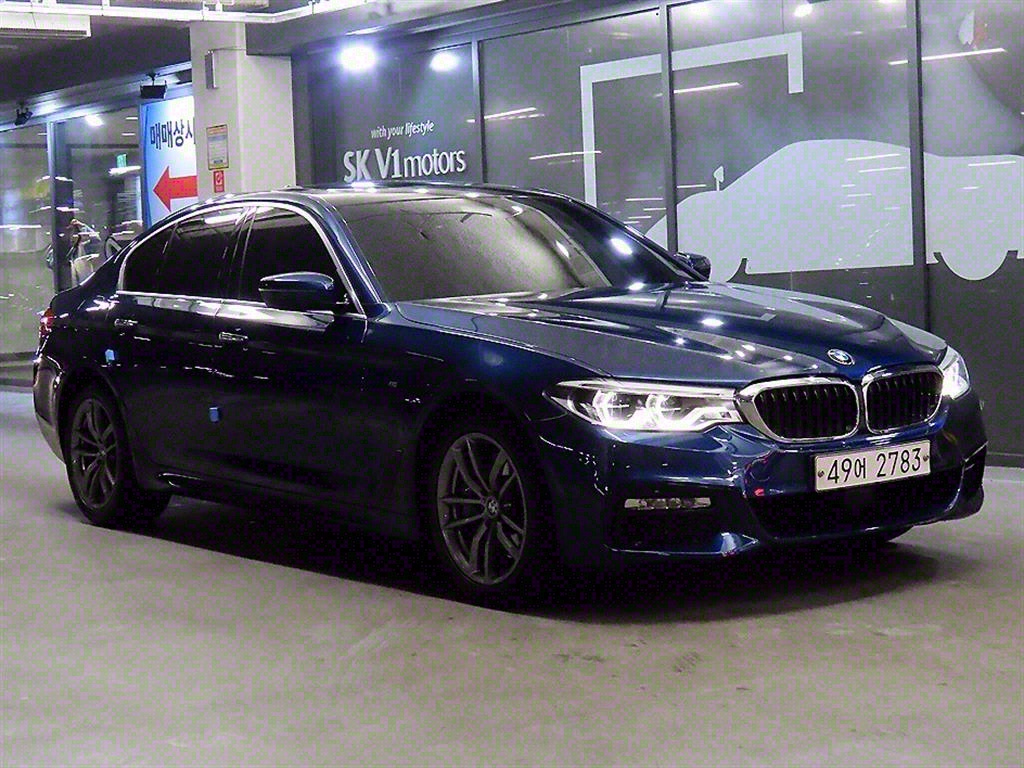 BMW 5ø(7)  530i M ÷