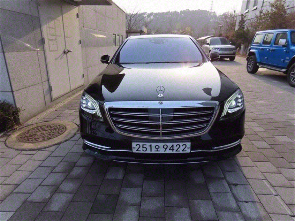  SŬ(6) S350 d 