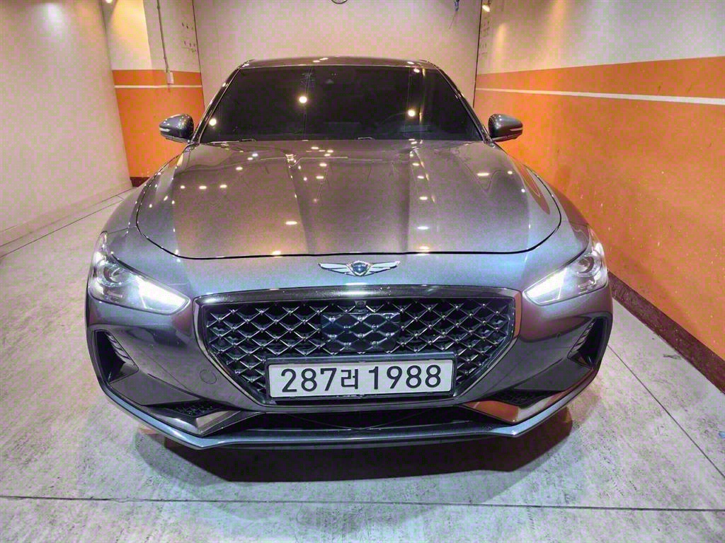 ׽ý G70 3.3T  AWD Ƽ