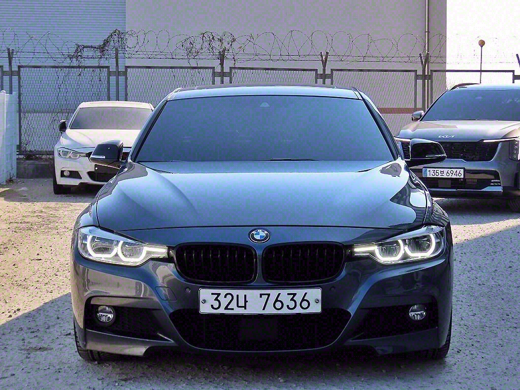 BMW 3ø(6) 330i M 
