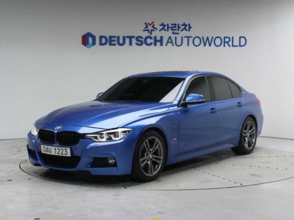BMW 3ø(6) 330e M Ʈ