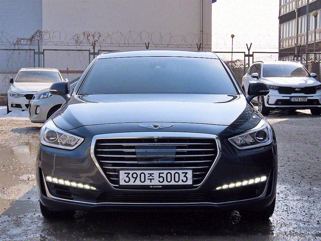 ׽ý EQ900 3.3 ͺ AWD ̾ Ÿ
