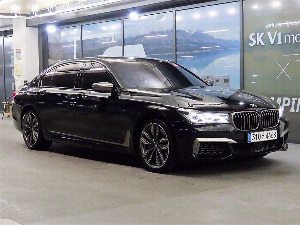BMW 7ø(6) M760Li xDrive 