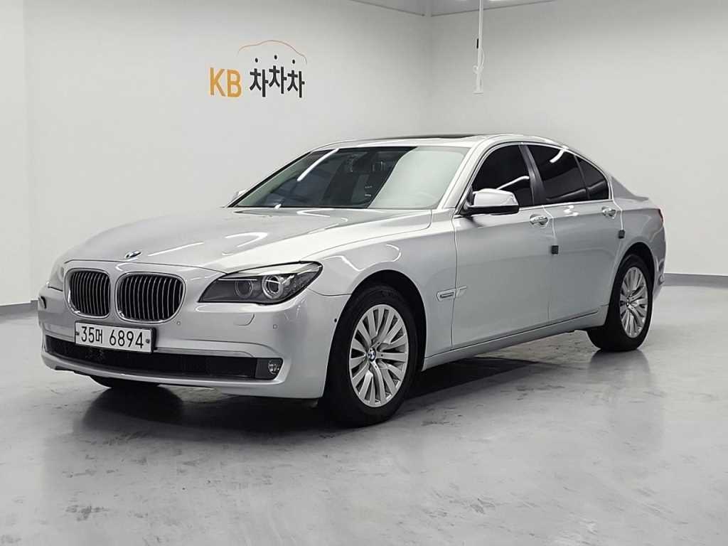 BMW 7ø(5) 740i 