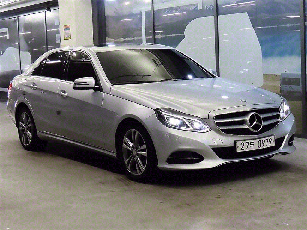  EŬ(4) E220 CDI  ƹ氡