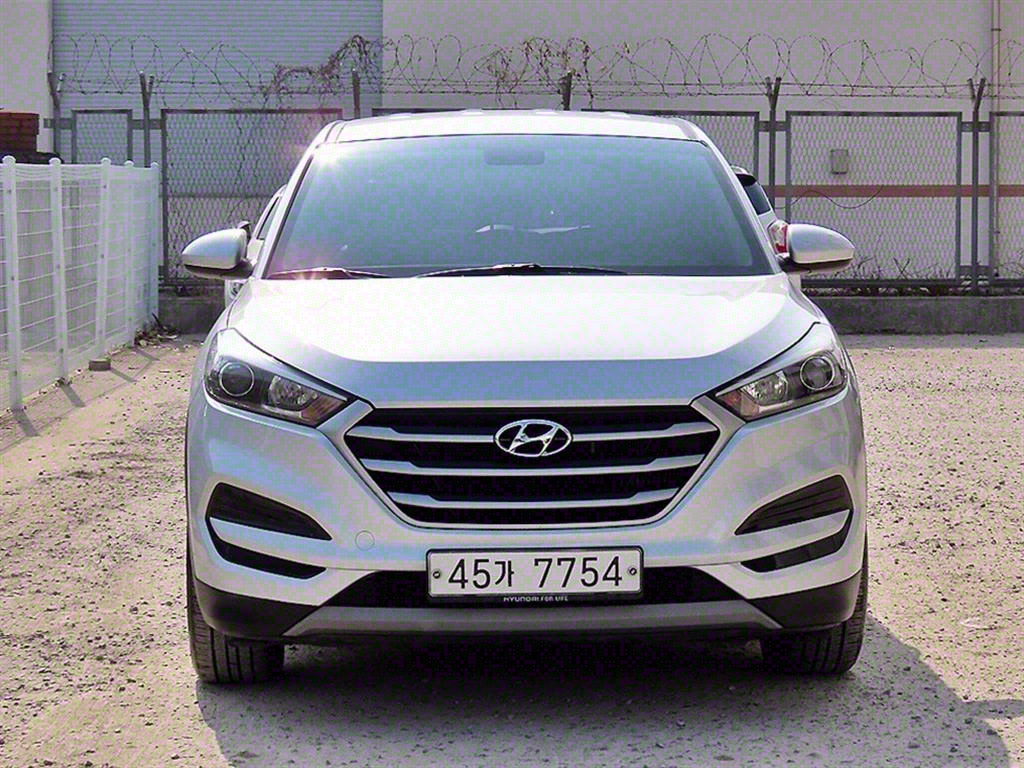     R2.0 2WD Ÿ