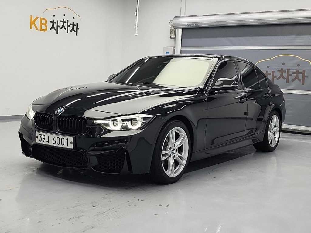 BMW 3ø(6) 330i M  