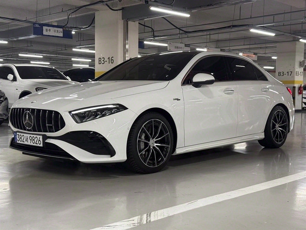  AŬ(4) A35 AMG 4ƽ  