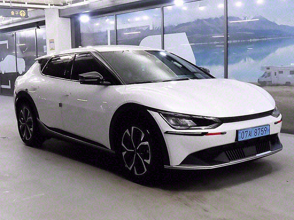 EV6   4WD 