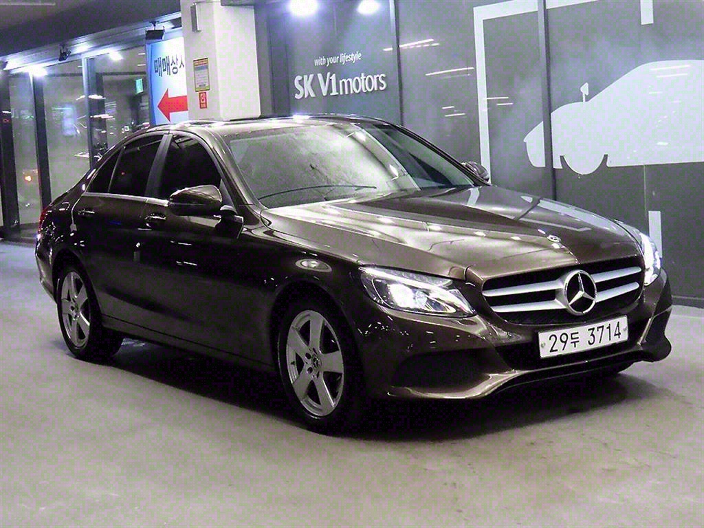  CŬ(4) C200 d 