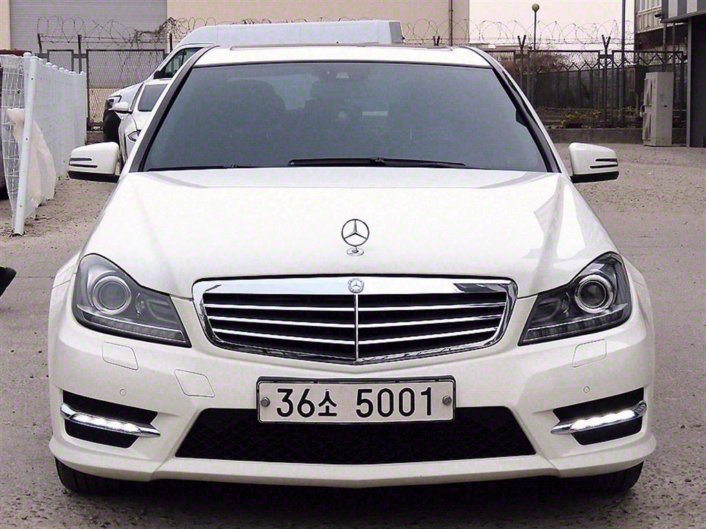  CŬ(3) C200 Ǽǽ 