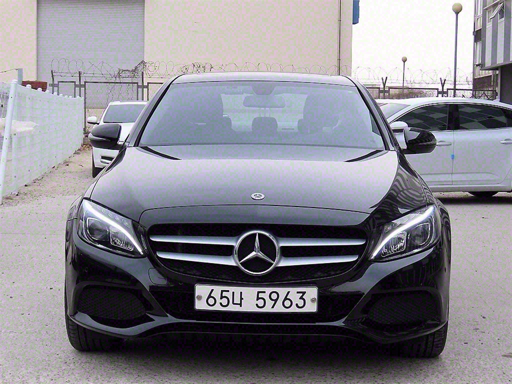  CŬ(4) C200 d 