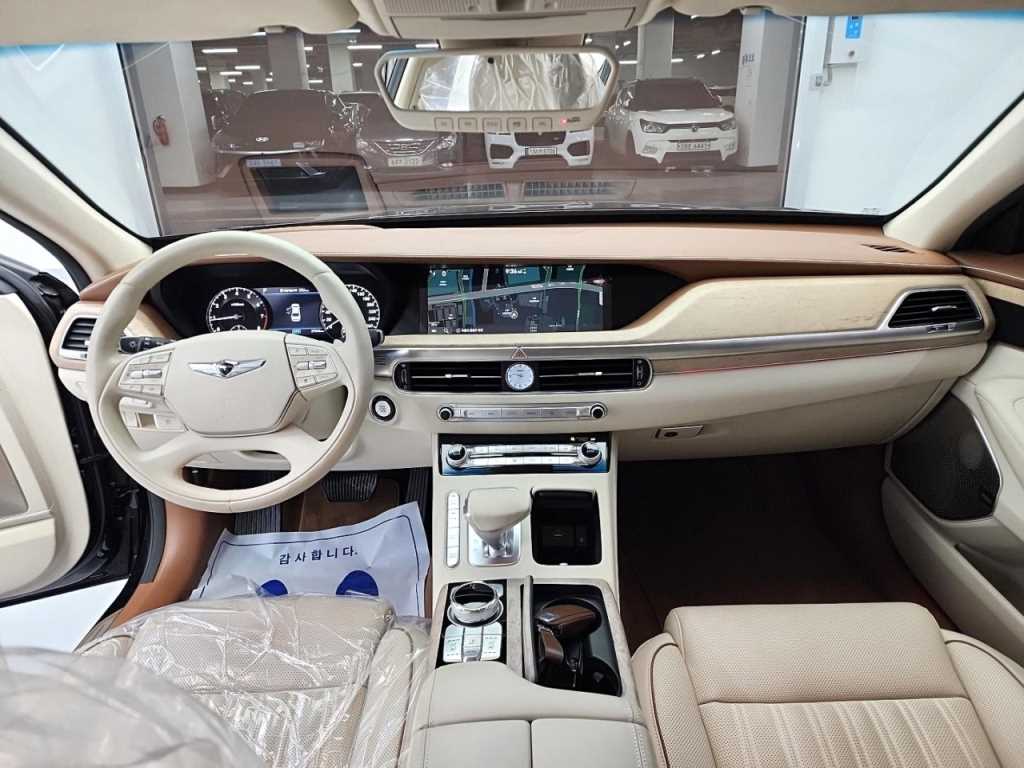 ׽ý G90 5.0 AWD Ƽ