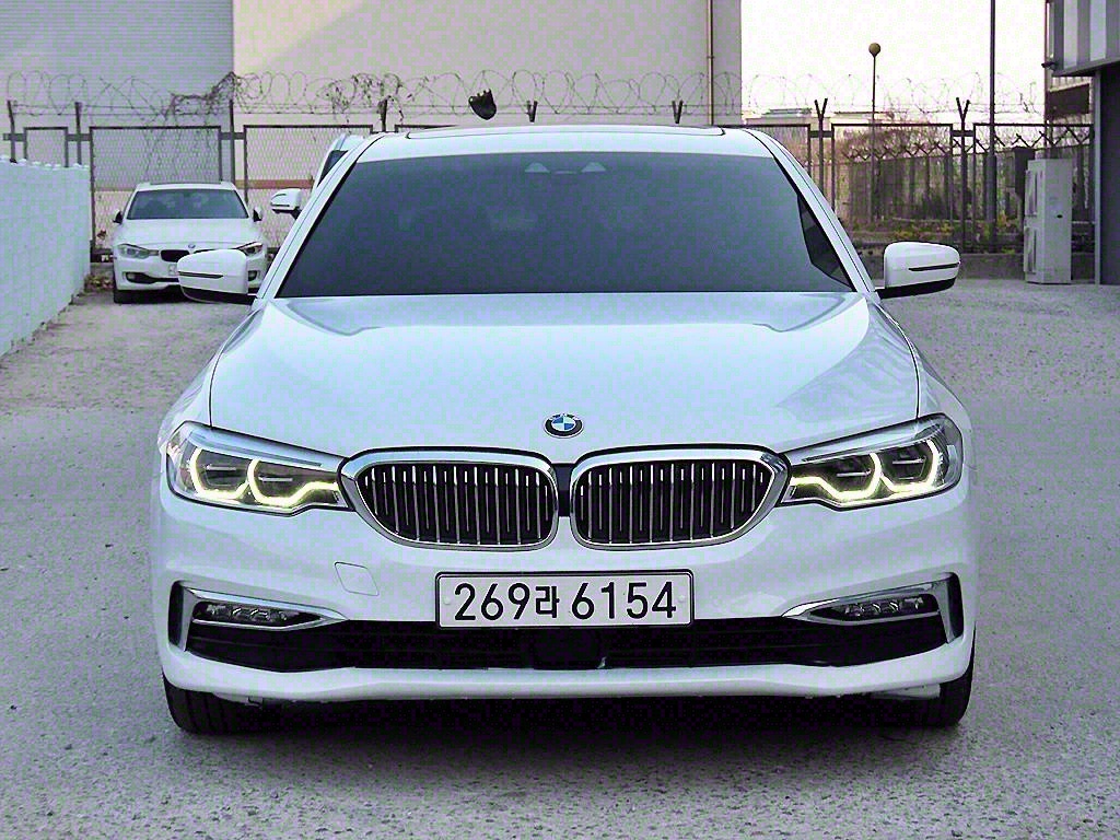 BMW 5ø(7)  520d Ÿ ν