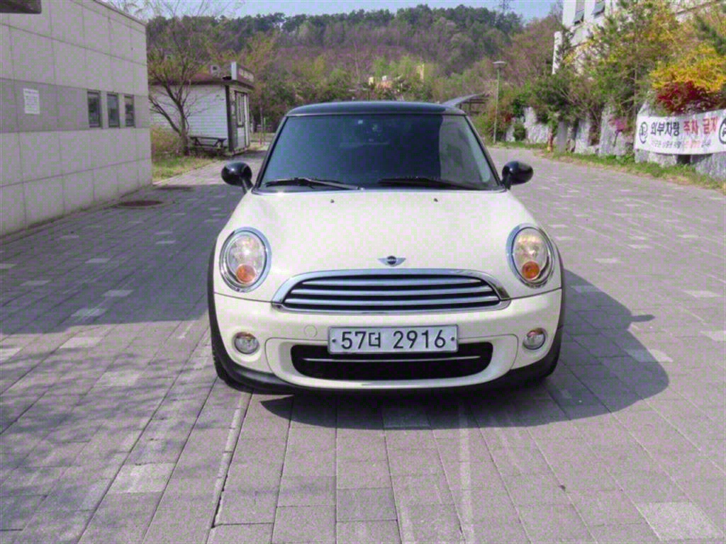 ̴ (2) 2.0 D SE