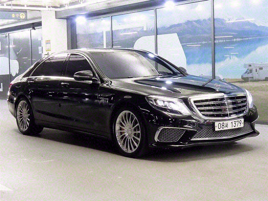  SŬ(6) S65L AMG 
