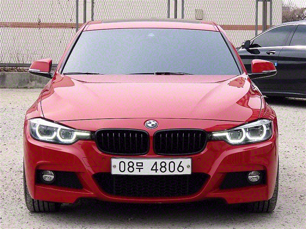 BMW 3ø(6) 330i M  