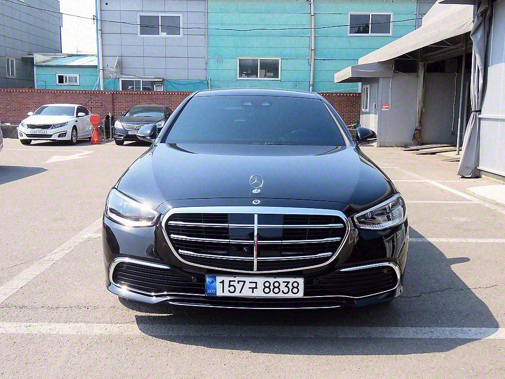  SŬ(7) S350d 