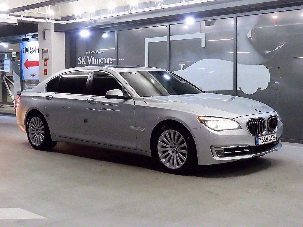 BMW 7ø(5) 740Li 