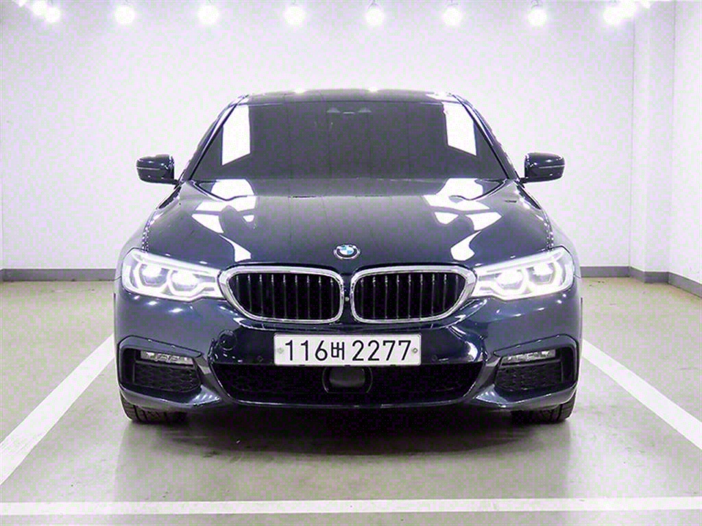 BMW 5ø(7)  520d xDrive M ÷