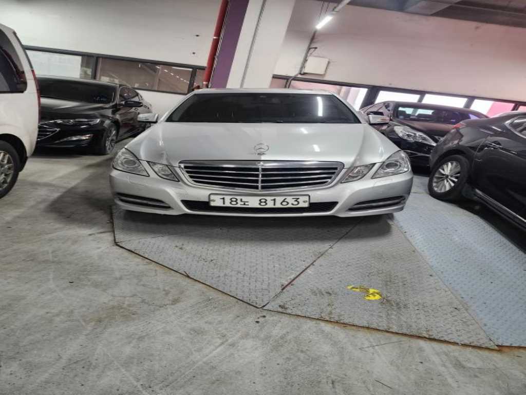  EŬ(4) E220 CDI ƹ氡
