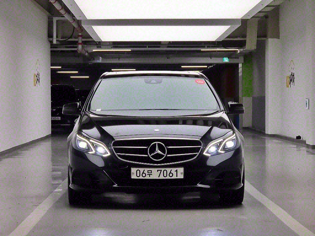  EŬ(4) E220 CDI  ƹ氡 