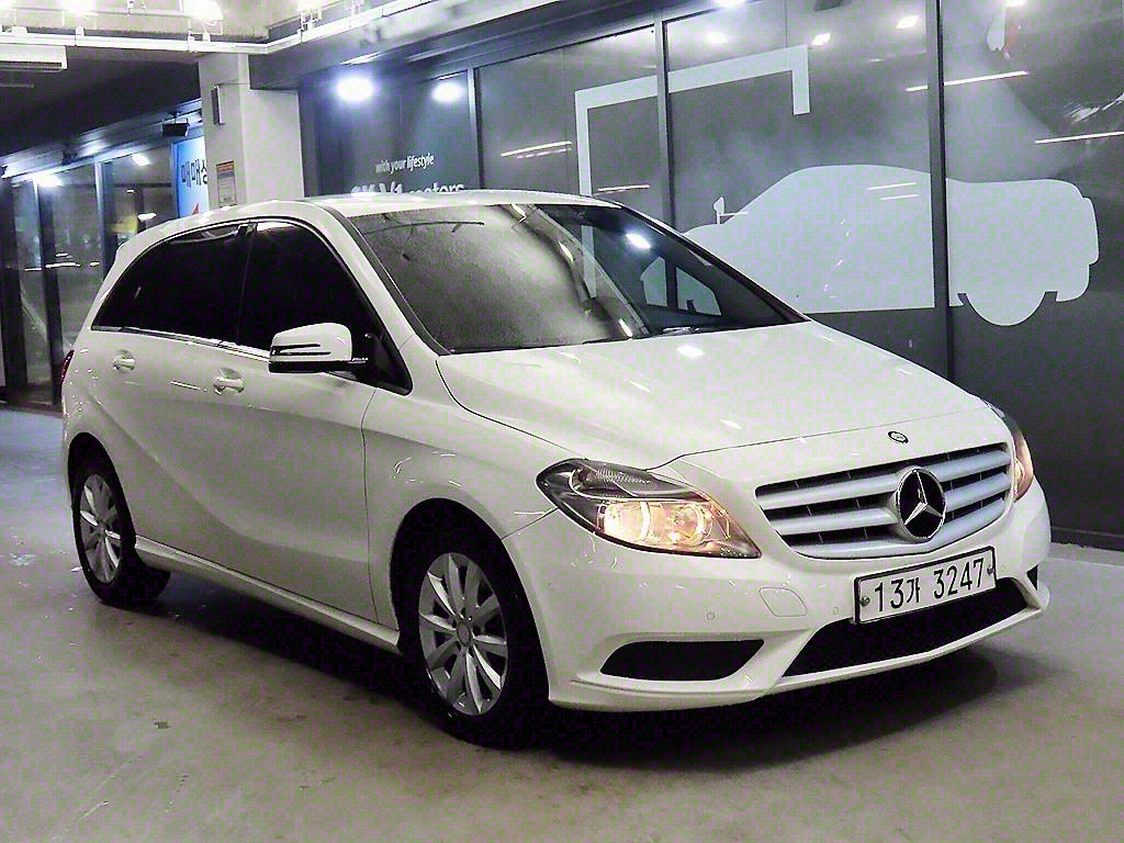  BŬ(2) B200 CDI Ǽǽ