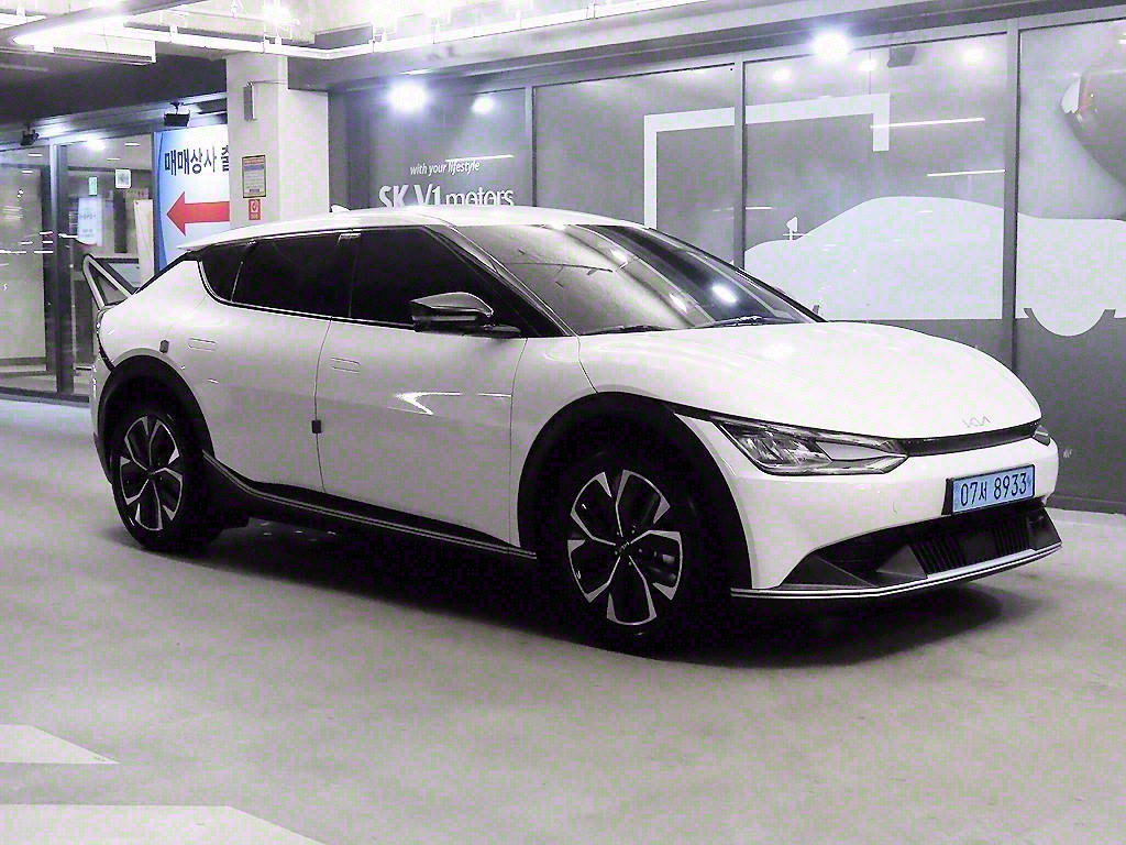  EV6   2WD 