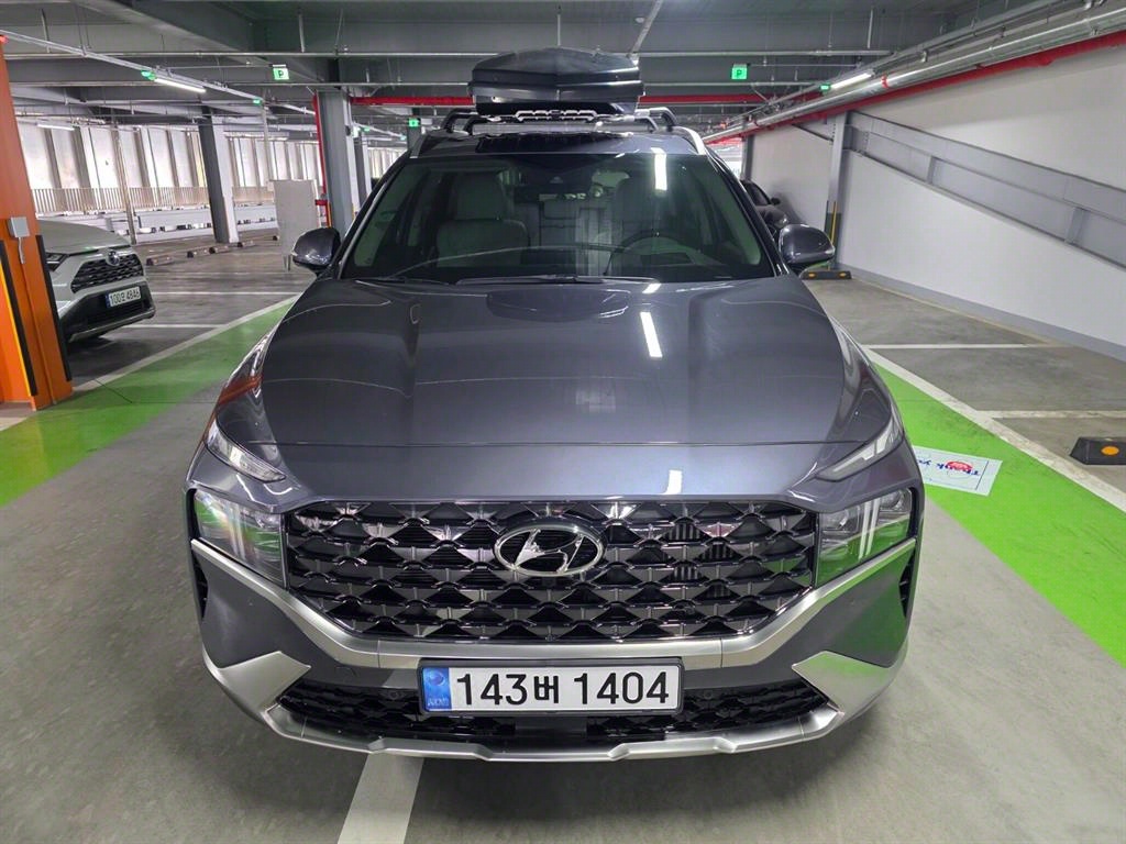   Ÿ ̺긮 1.6 HEV 2WD Ķ׷